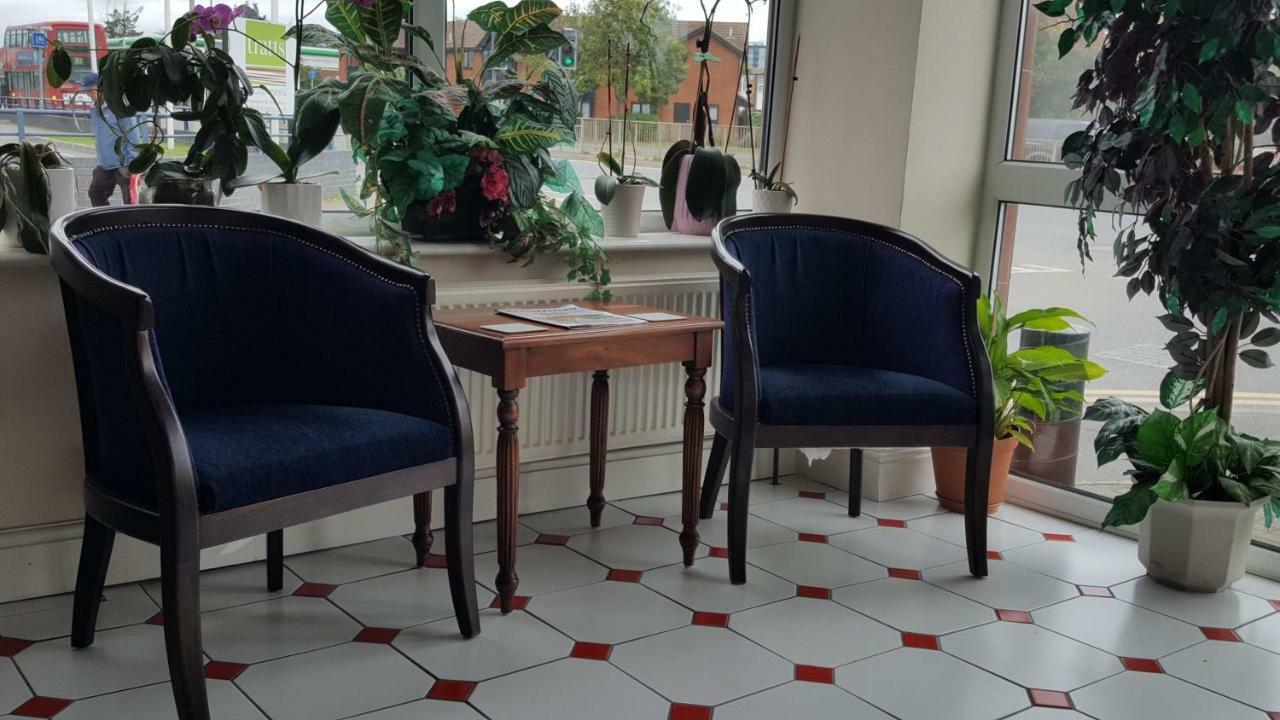 Airport Guest House Σλόουθ Εξωτερικό φωτογραφία